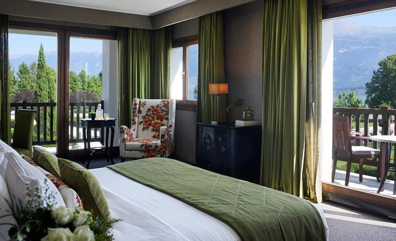 Hotel Du Lac Congress Center & Spa Янина Экстерьер фото A bedroom at the hotel